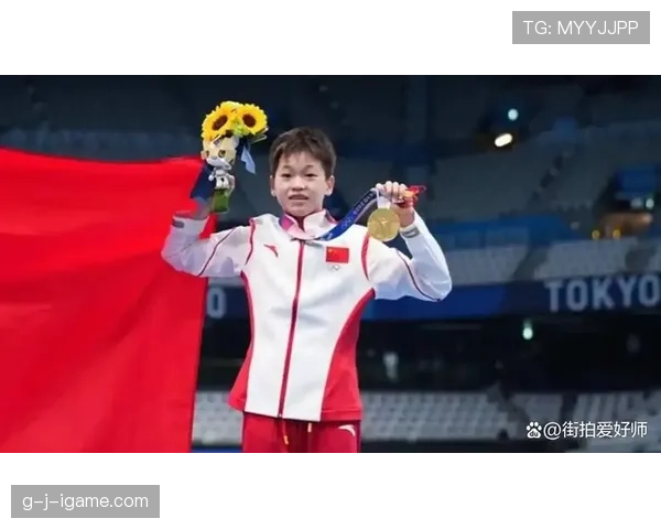 全红婵穿礼服那天像走秀，隔天啃馒头又回学生模式——这反差笑死我